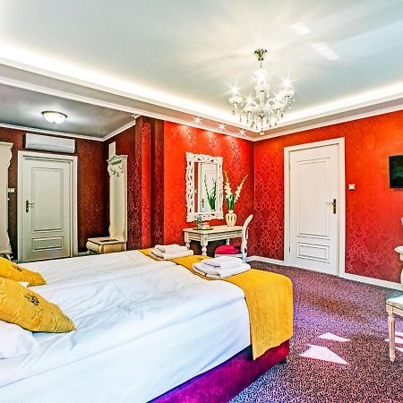 Royal Palace Centrum Bankietowe Sanok Eksteriør billede